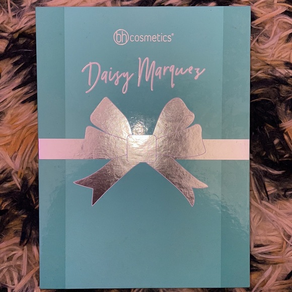 BH Cosmetics Palette (UWT) - Picture 4 of 5